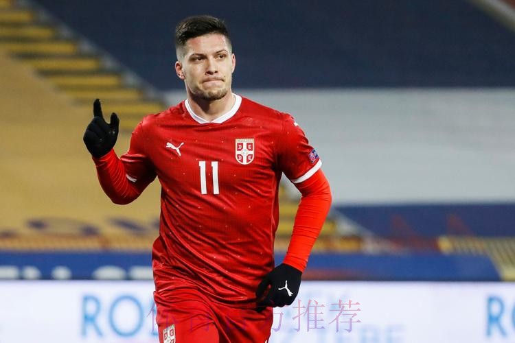 约维奇关注佛罗伦萨Instagram 并为其点赞 约维奇关注佛罗伦萨Instagram 并为其点赞